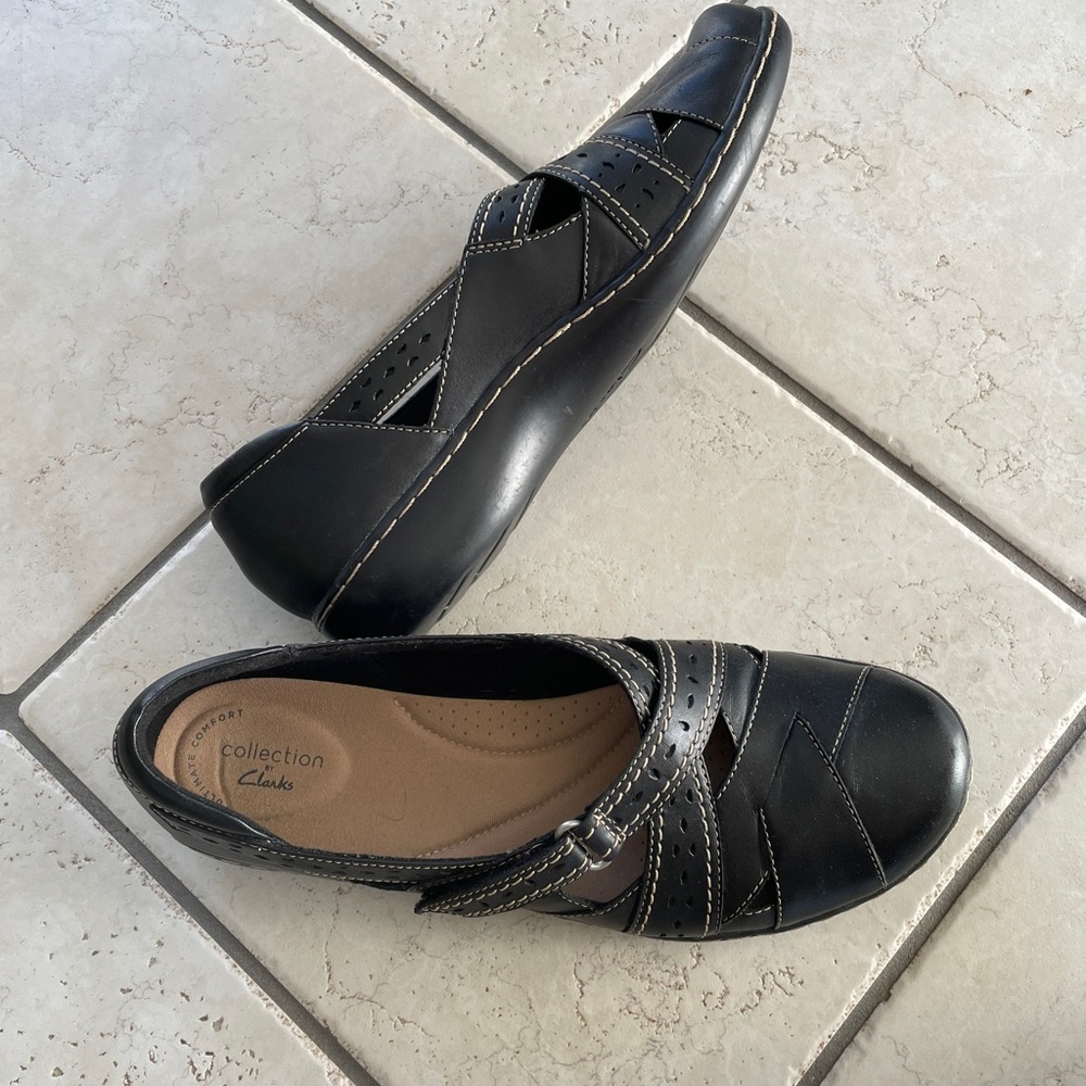 Clark’s Comfort Collection size 11 EUC